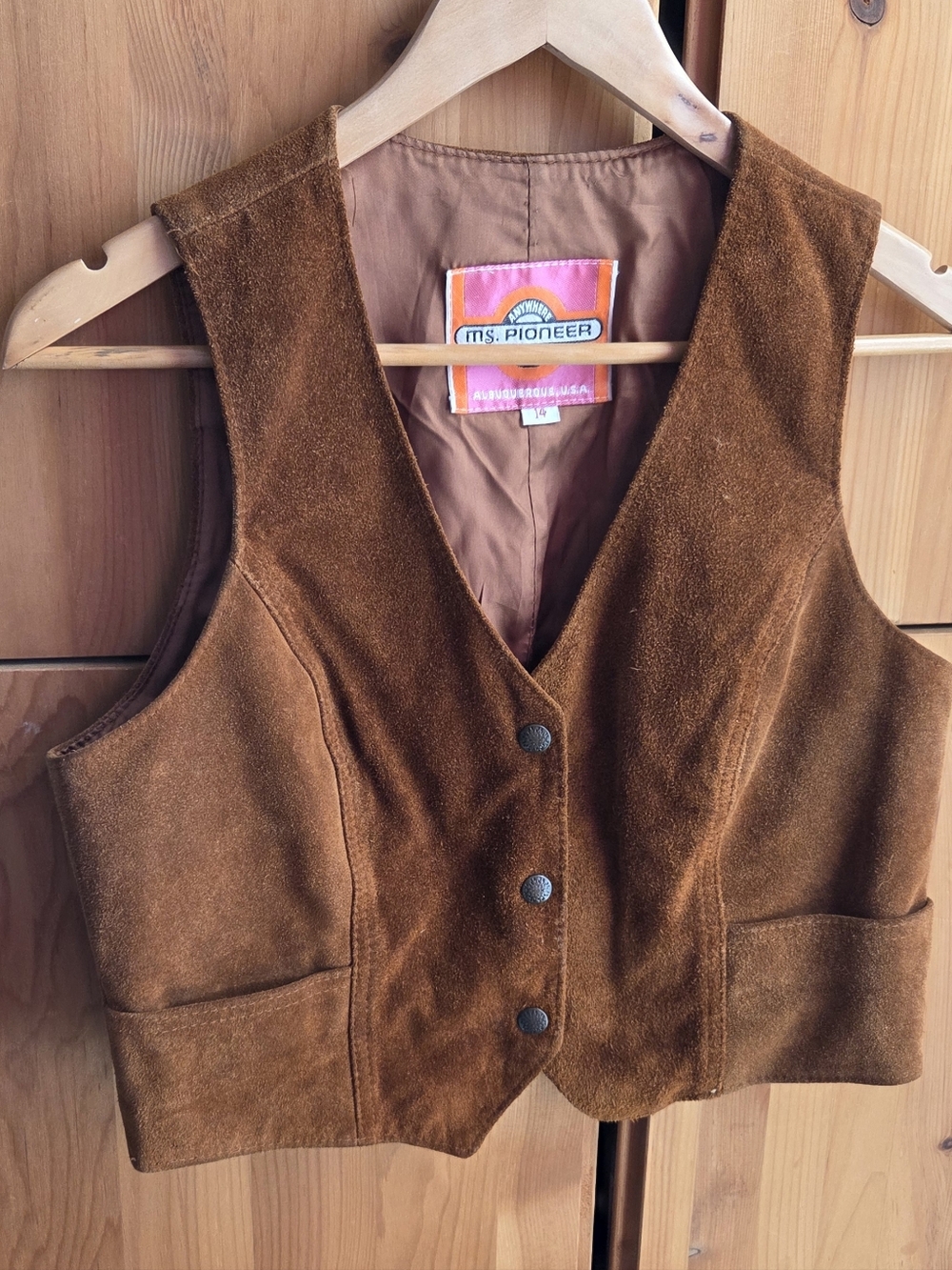 Vintage Ms. Pioneer Women's Brown Suede Button Front Snap Vest Size 14